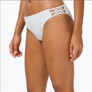 Lululemon Coastline Bottom NWT